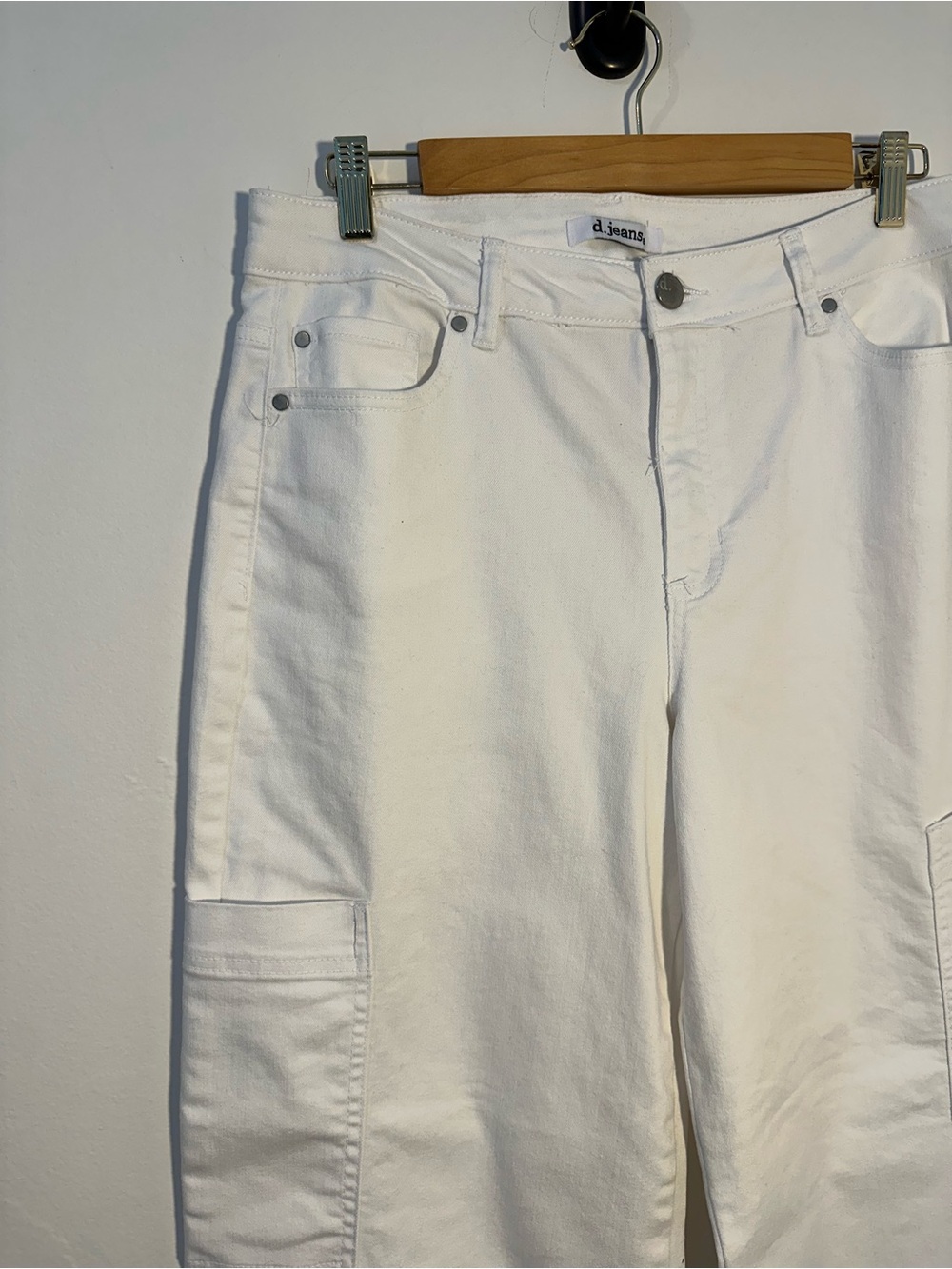d. jeans White Wide Leg Cargo Style Jeans - Picture 4 of 12